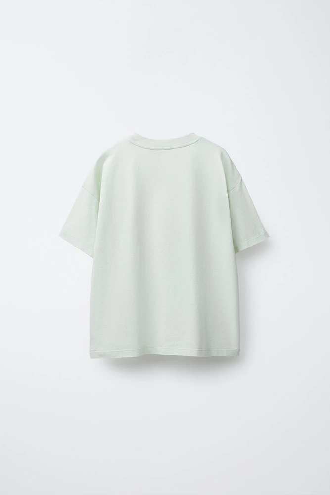 TEXTURED TEXT T-SHIRT