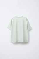 TEXTURED TEXT T-SHIRT