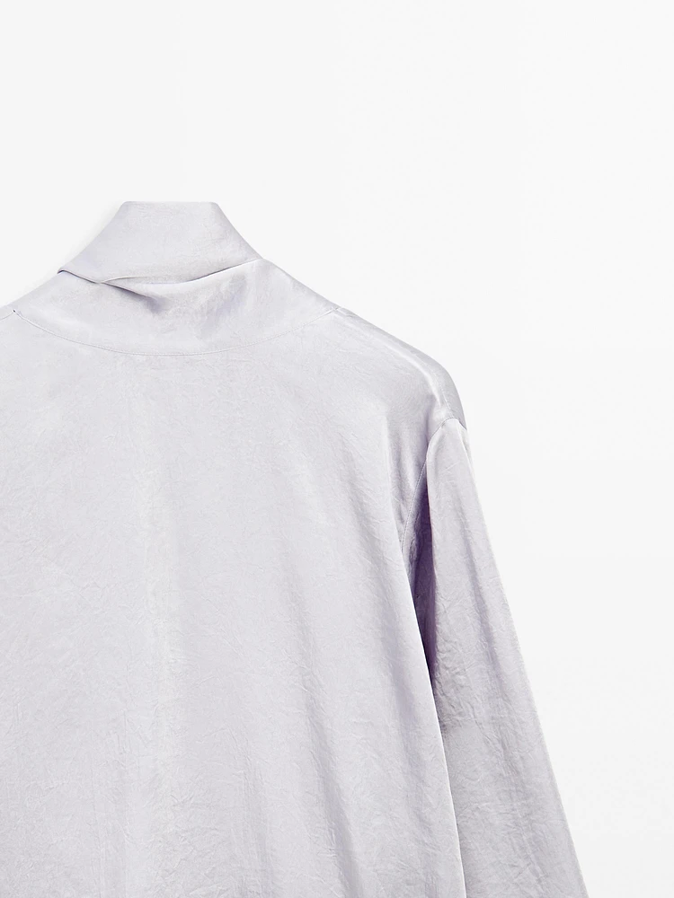 Flowing blouse with low-cut back - Studio