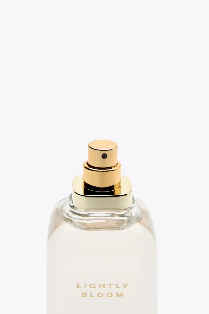 LIGHTLY BLOOM EDP 100 ML (3.4 FL. OZ).