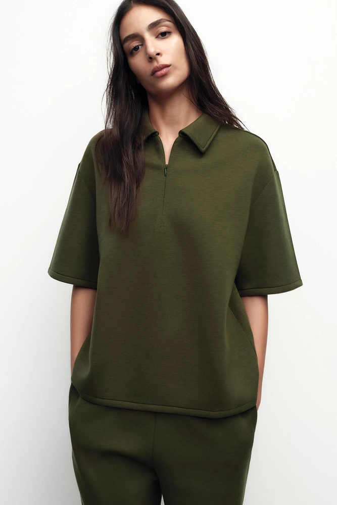 ZIP POLO COLLAR TOP