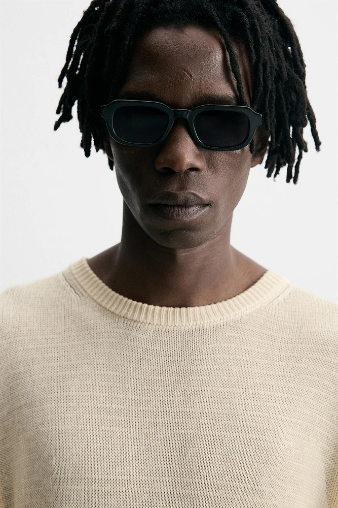 RECTANGULAR SUNGLASSES