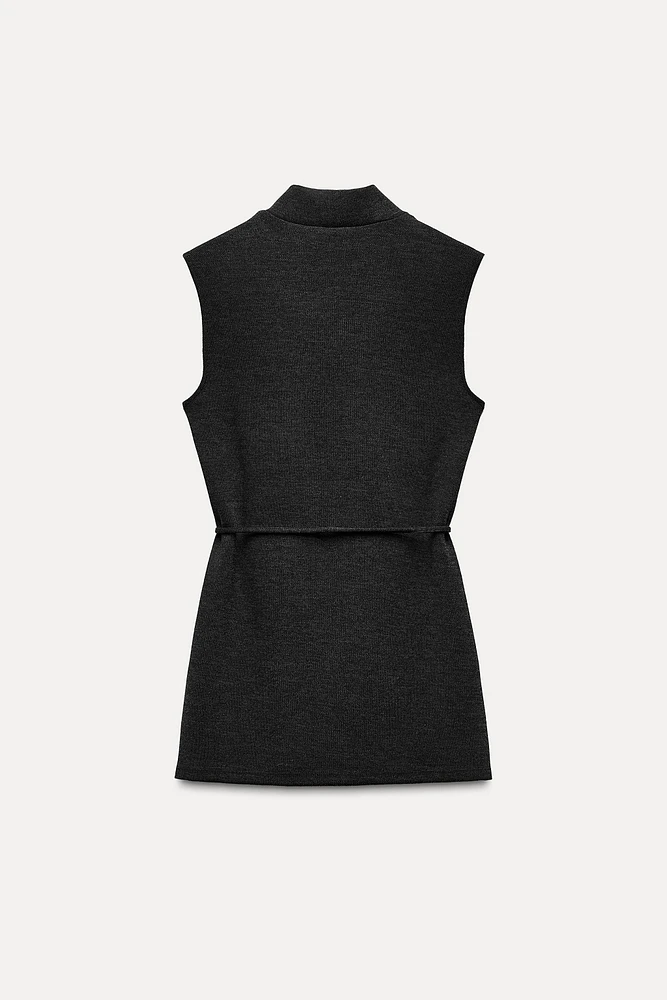 SOFT PIQUÉ MOCK NECK TOP