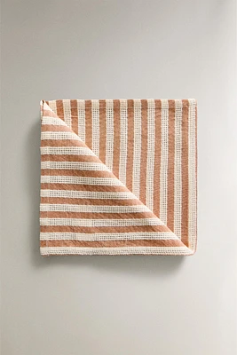 TEXTURED STRIPED NAPKINS (SET OF 2)