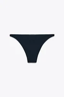 BIKINI BOTTOM