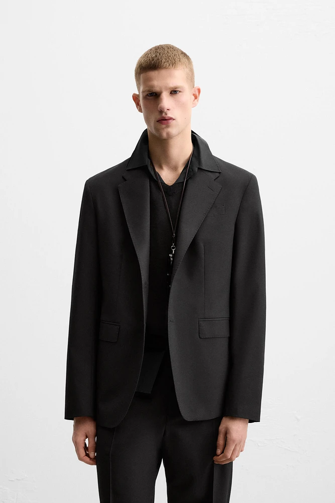 SUIT JACKET