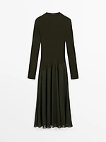Contrast knit dress