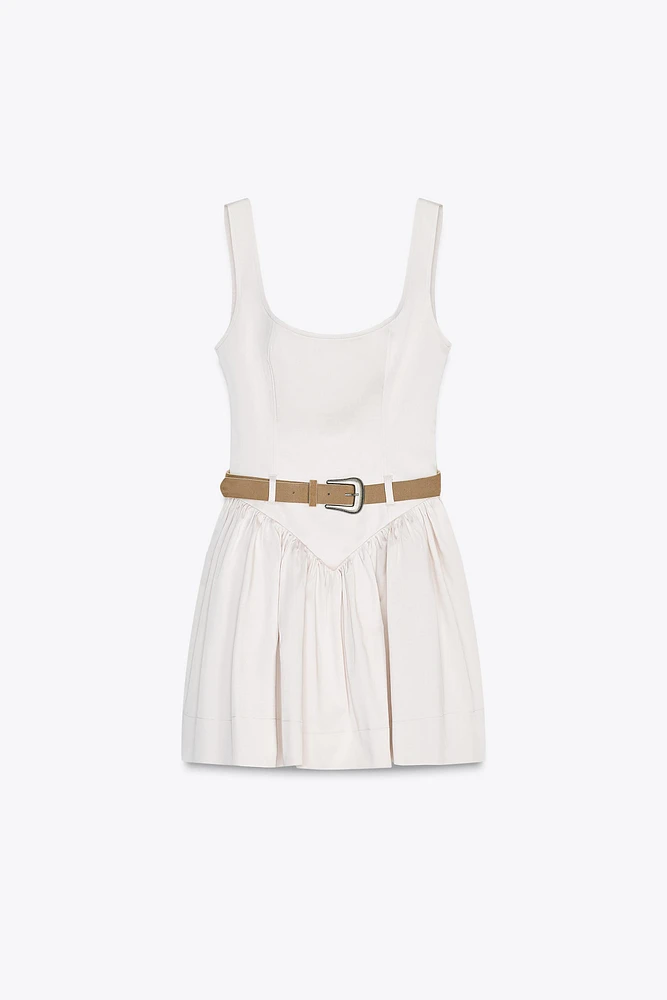FITTED BELTED SHORT DRESS