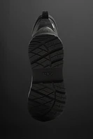 WATERPROOF HIKING BOOTS