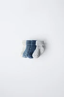 LOT DE QUATRE PAIRES CHAUSSETTES COLORÉES