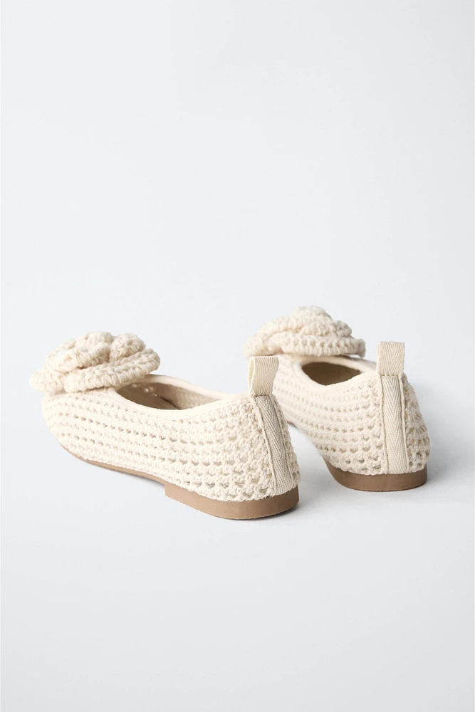 CROCHET FLOWER BALLET FLATS