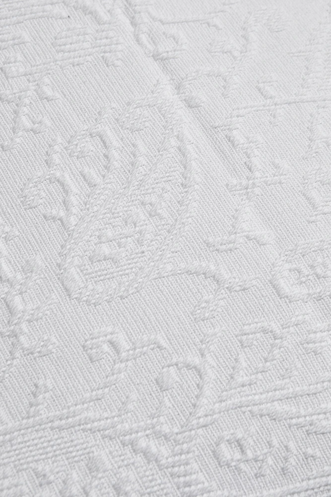 SCALLOPED FLOWER THROW PILLOW COVER