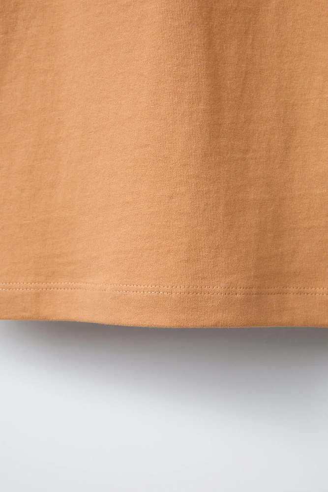 EMBROIDERED T-SHIRT