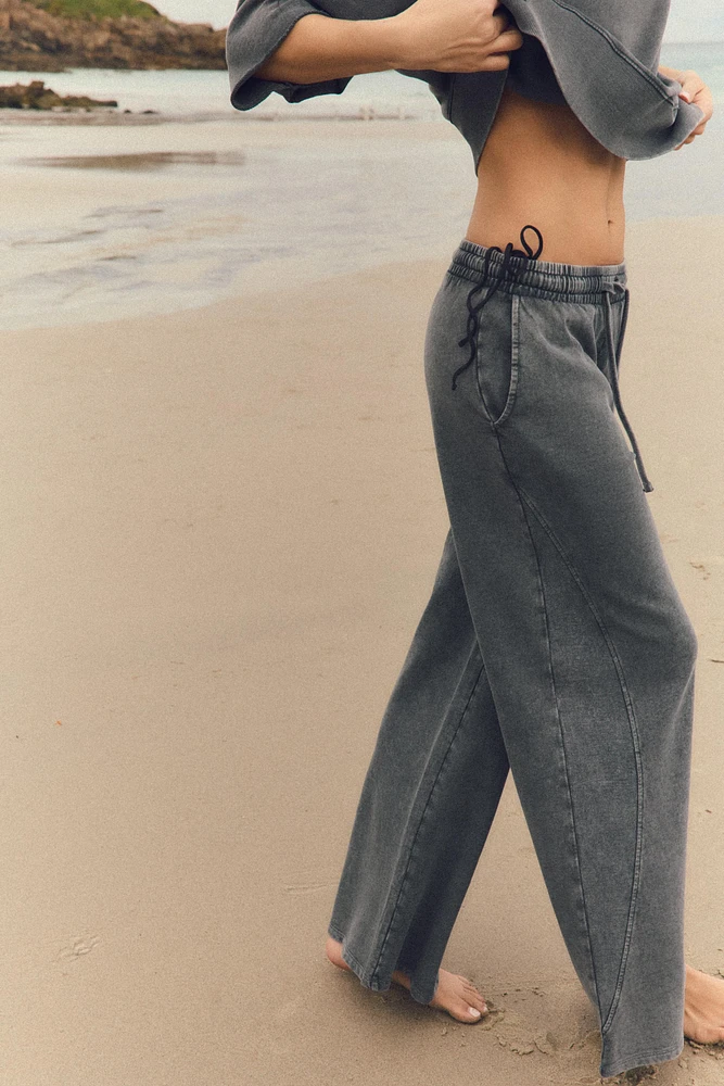 WASHED EFFECT PANTS