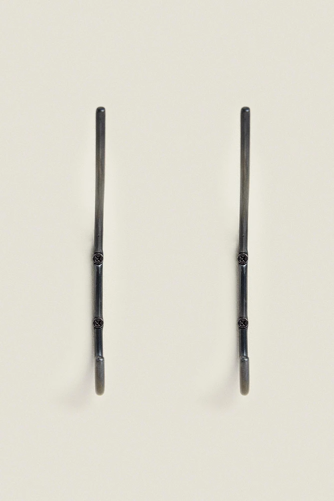 PACK OF LARGE DARK METAL HOOKS