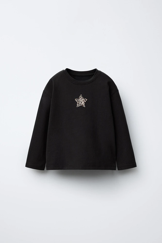 HEART PATCH T-SHIRT