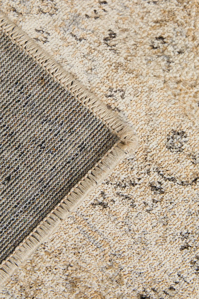 VINTAGE STYLE AREA RUG