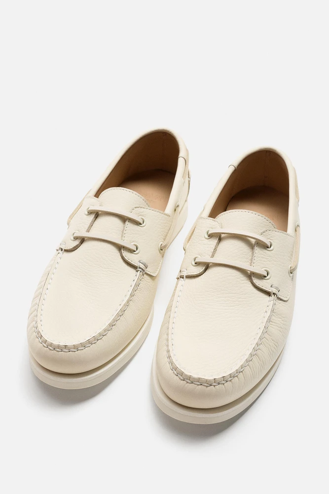 CHAUSSURES BATEAU EN CUIR ÉDITION LIMITÉE