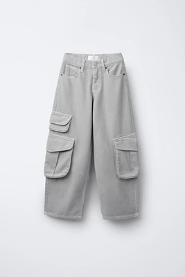 CARGO JEANS WITH POCKETS