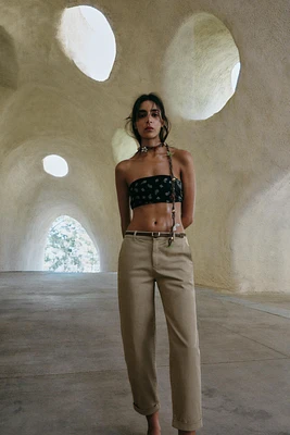 PANTALON CHINO AVEC CEINTURE TRESSÉE