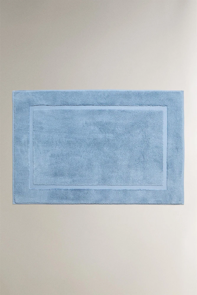 NON-SLIP SOFT TERRYCLOTH BATH MAT