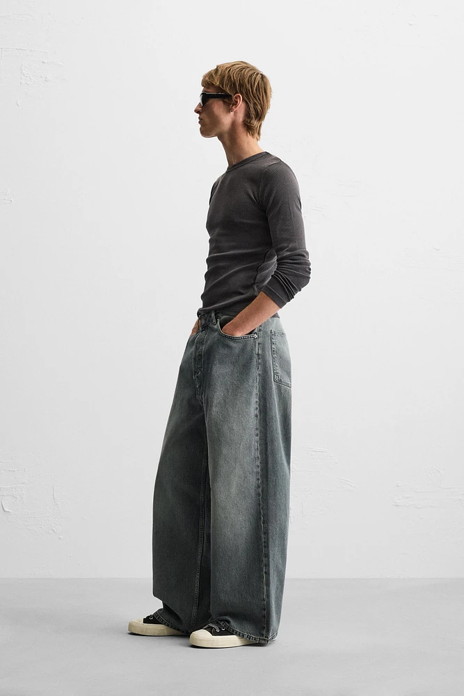 SUPER BAGGY FIT JEANS
