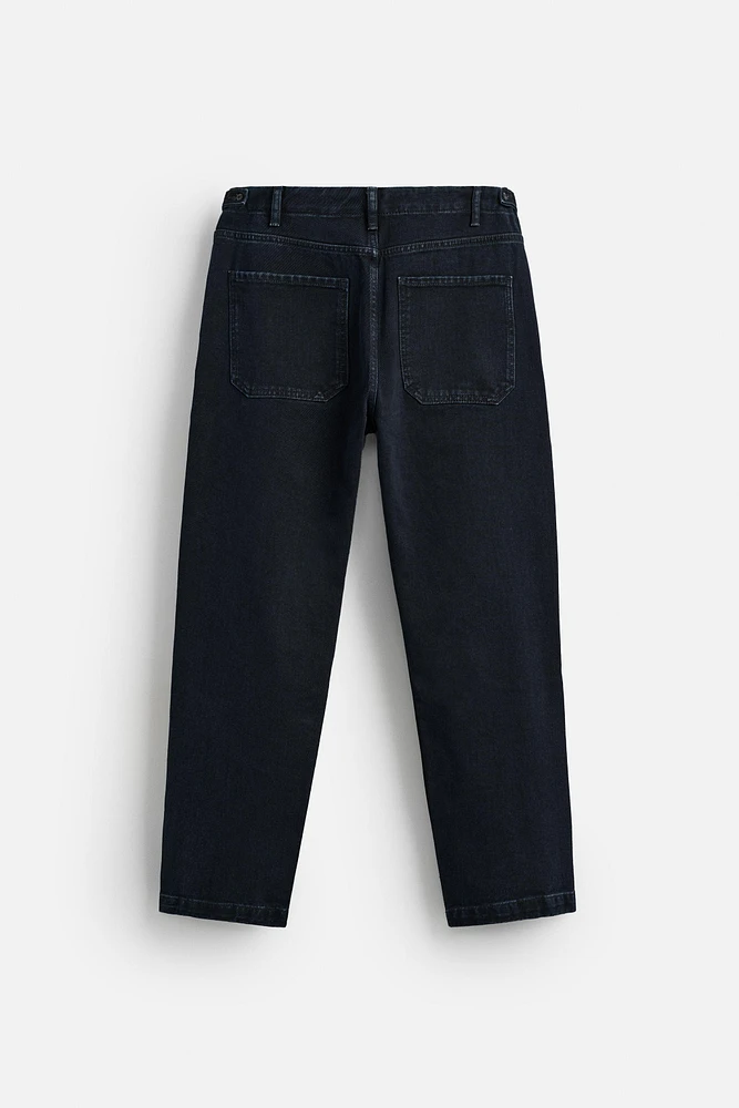 STRAIGHT FIT JEANS