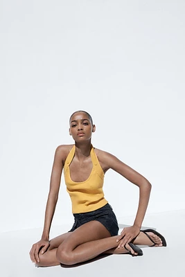 RIBBED HALTER TOP