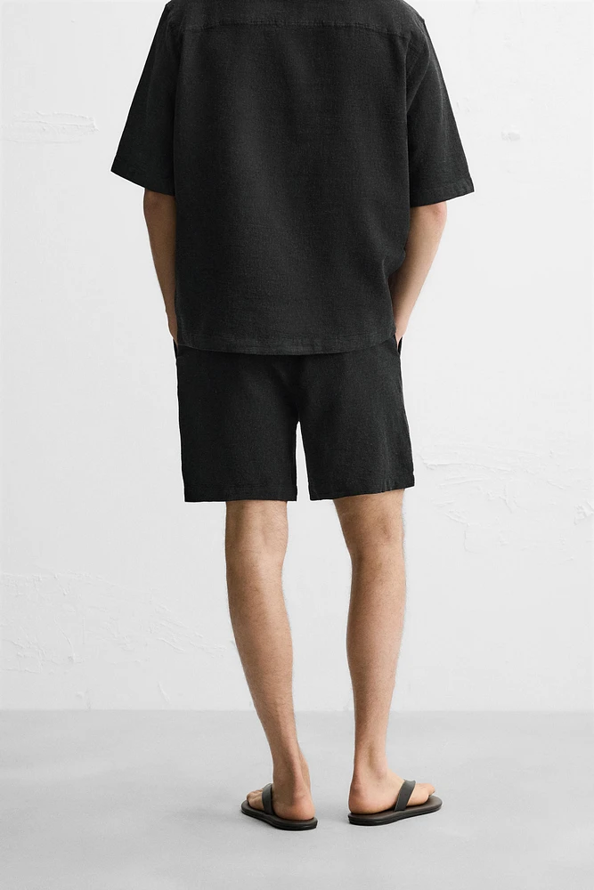 CHECKERED TEXTURED SHORTS