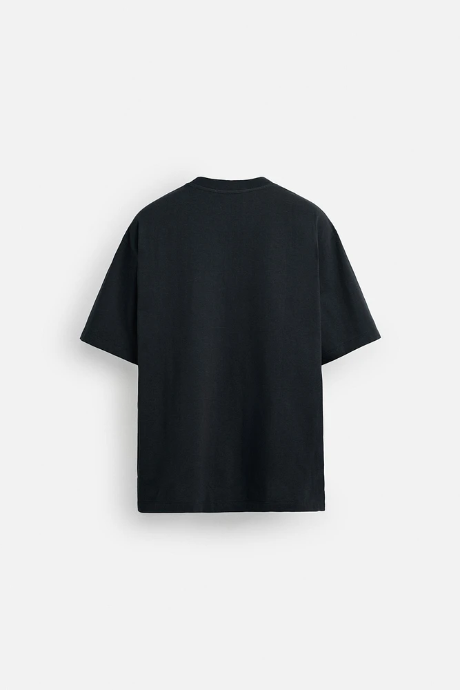 CONTRAST STRIPE T-SHIRT