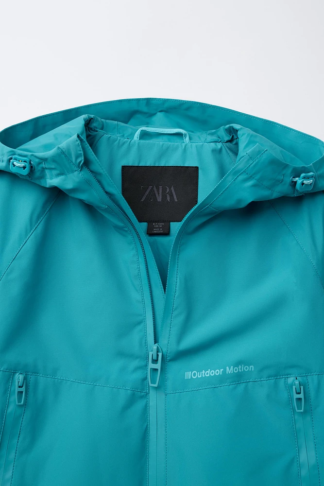 LIGHTWEIGHT HOODED WATER-REPELLENT JACKET