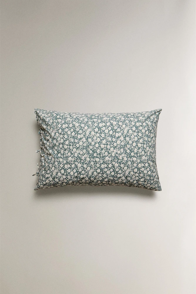 CHILDREN’S PILLOWCASE WITH TROPICAL FLOWERS