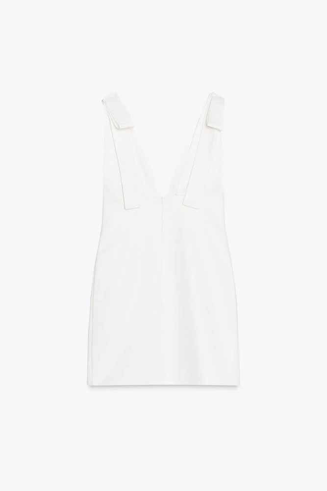 ROBE COURTE AVEC NŒUDS