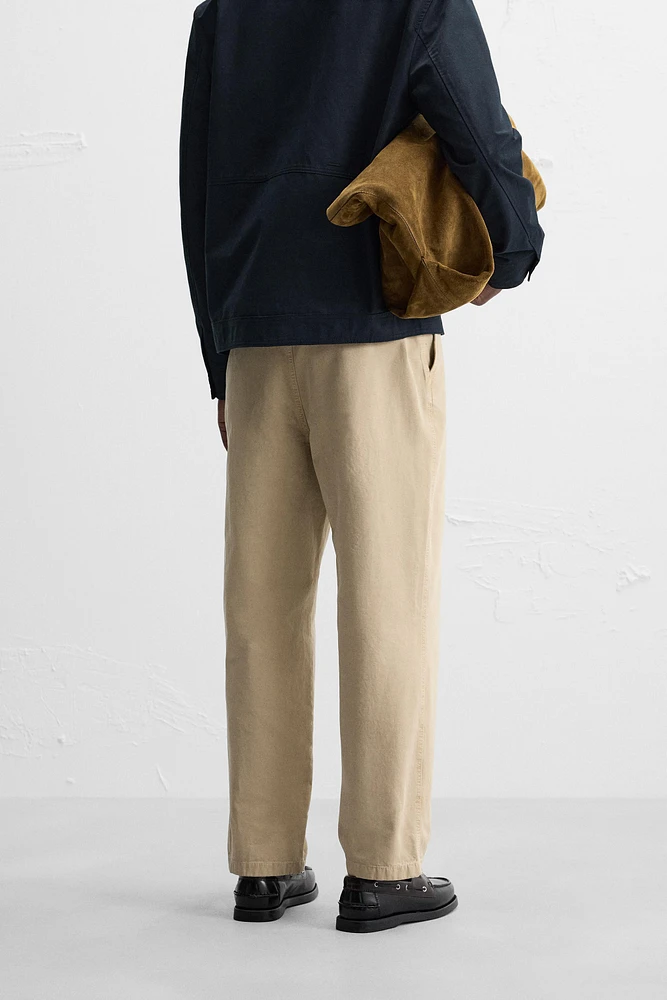 TEXTURED PANTS