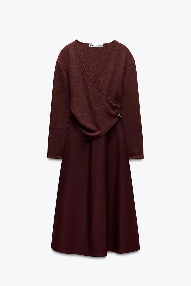 ROBE BIMATIÈRE À BROCHES