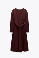ROBE BIMATIÈRE À BROCHES