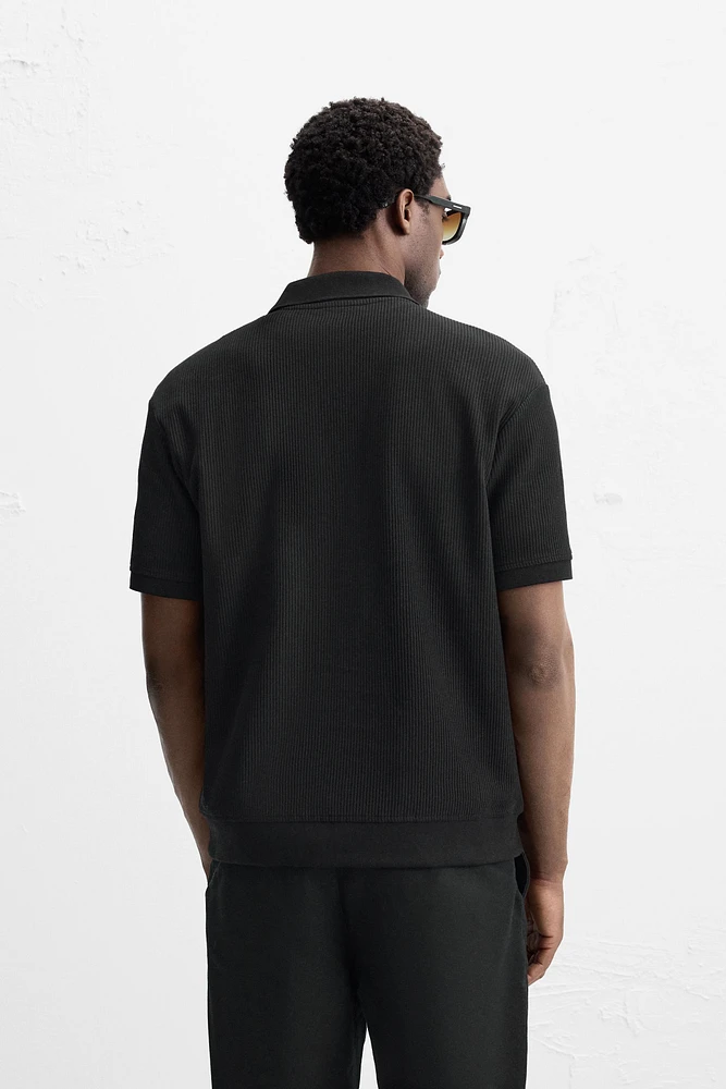 VERTICAL TEXTURED POLO