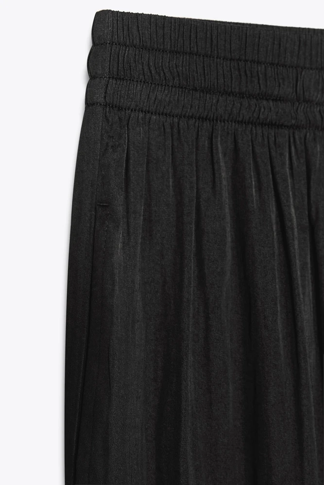FLOWY WIDE LEG PANTS