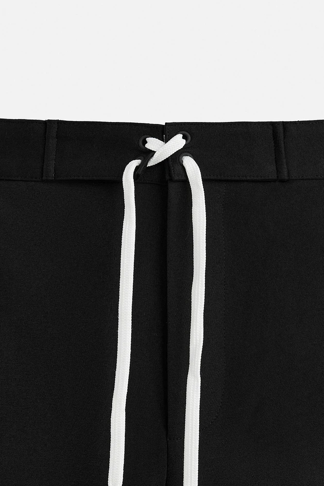 REGULAR FIT DRAWSTRING BERMUDA SHORTS