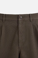BERMUDA REGULAR FIT À PLIS