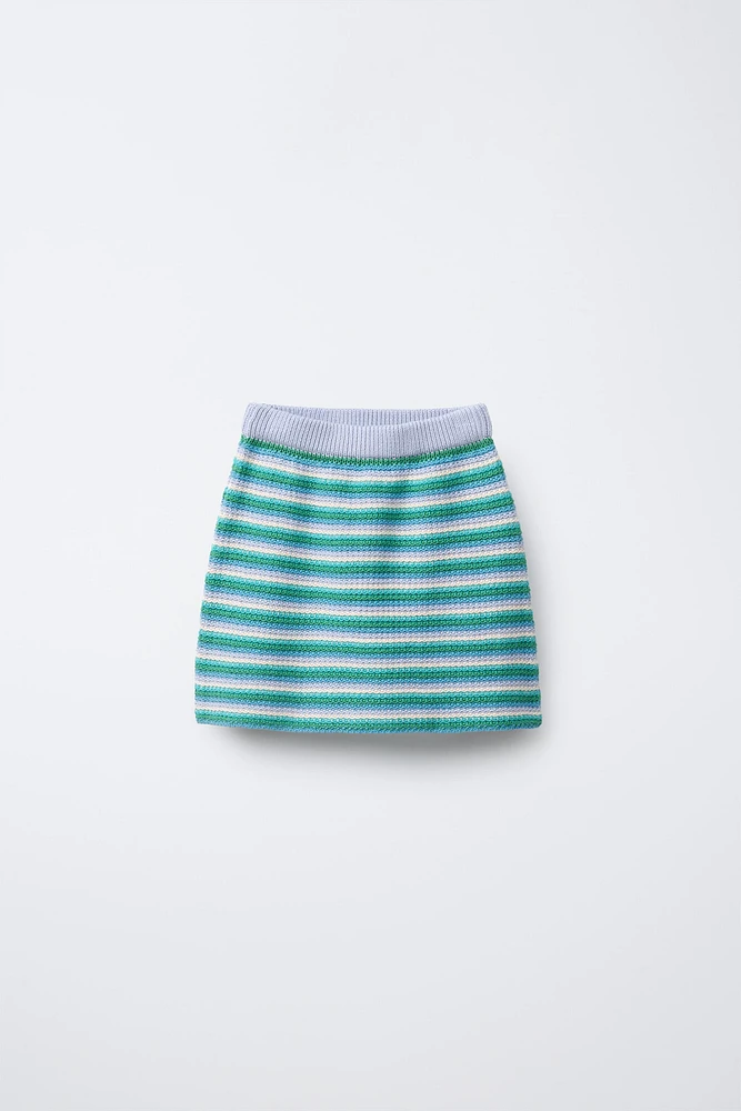 STRIPED KNIT SKIRT