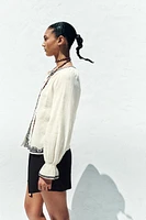 CONTRAST EMBROIDERY SHIRT