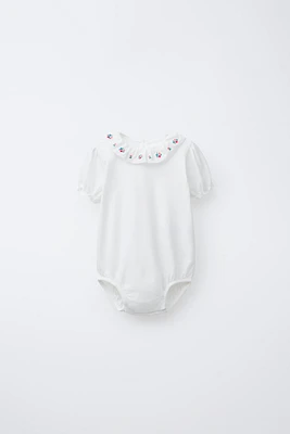 FLORAL EMBROIDERED COLLAR BODYSUIT