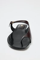 ASYMMETRIC LEATHER FLAT SANDALS