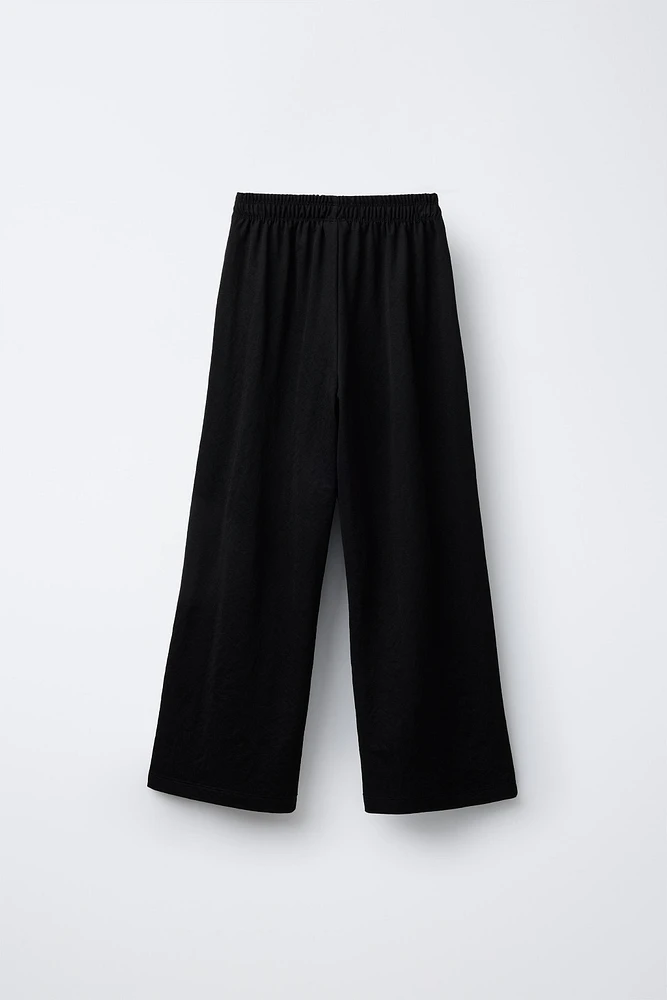FLOWY WIDE LEG PANTS