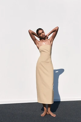 ROBE MI-LONGUE À RAYURES FINES