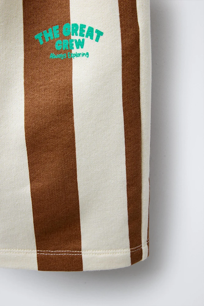 STRIPED AND TEXT LONG SHORTS