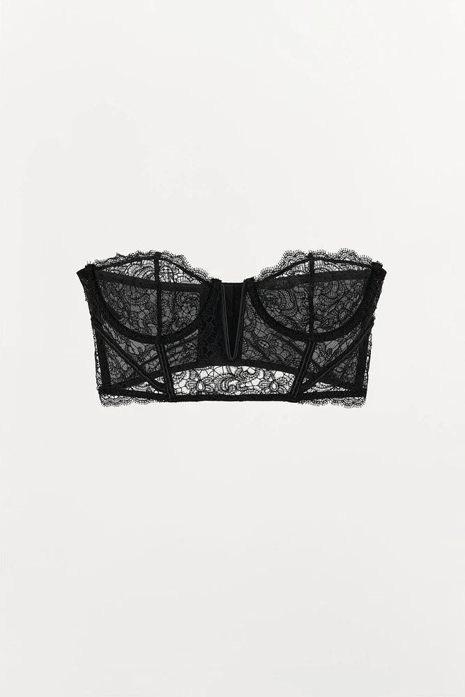 CORSET À ARMATURES EN DENTELLE