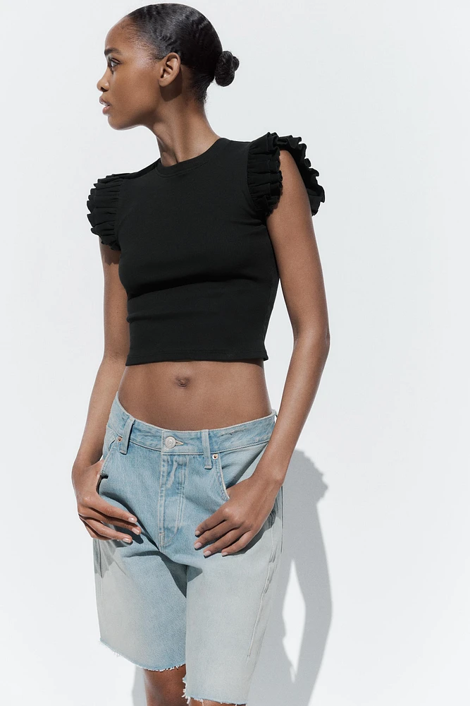 RUFFLED RIBBED SHIRT