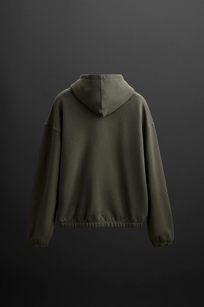 ZIP-UP HOODIE